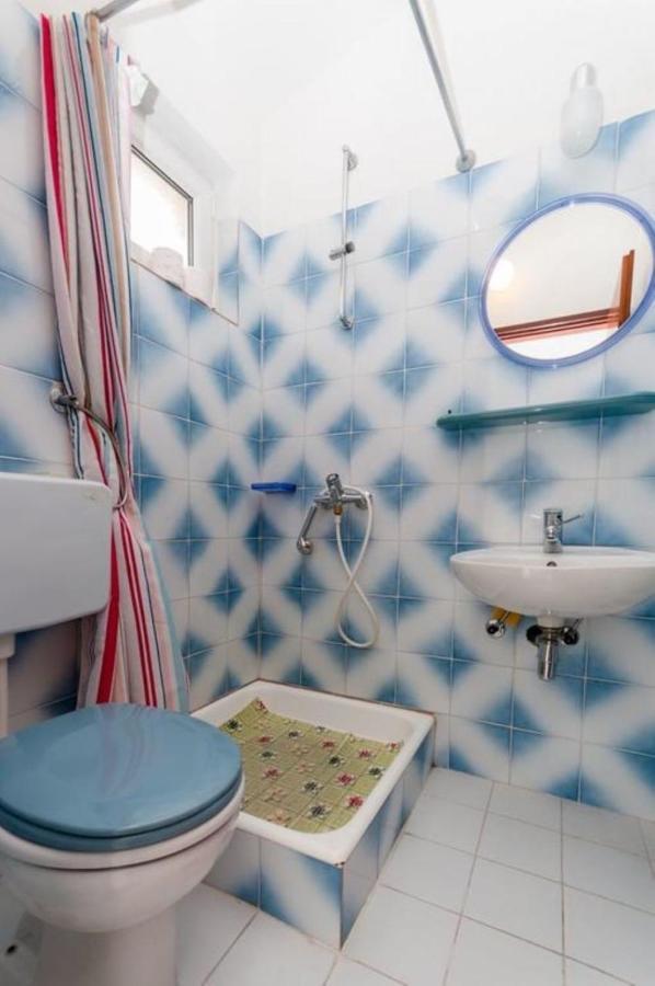Apartments Ante - 150M From The Sea Duce Bagian luar foto